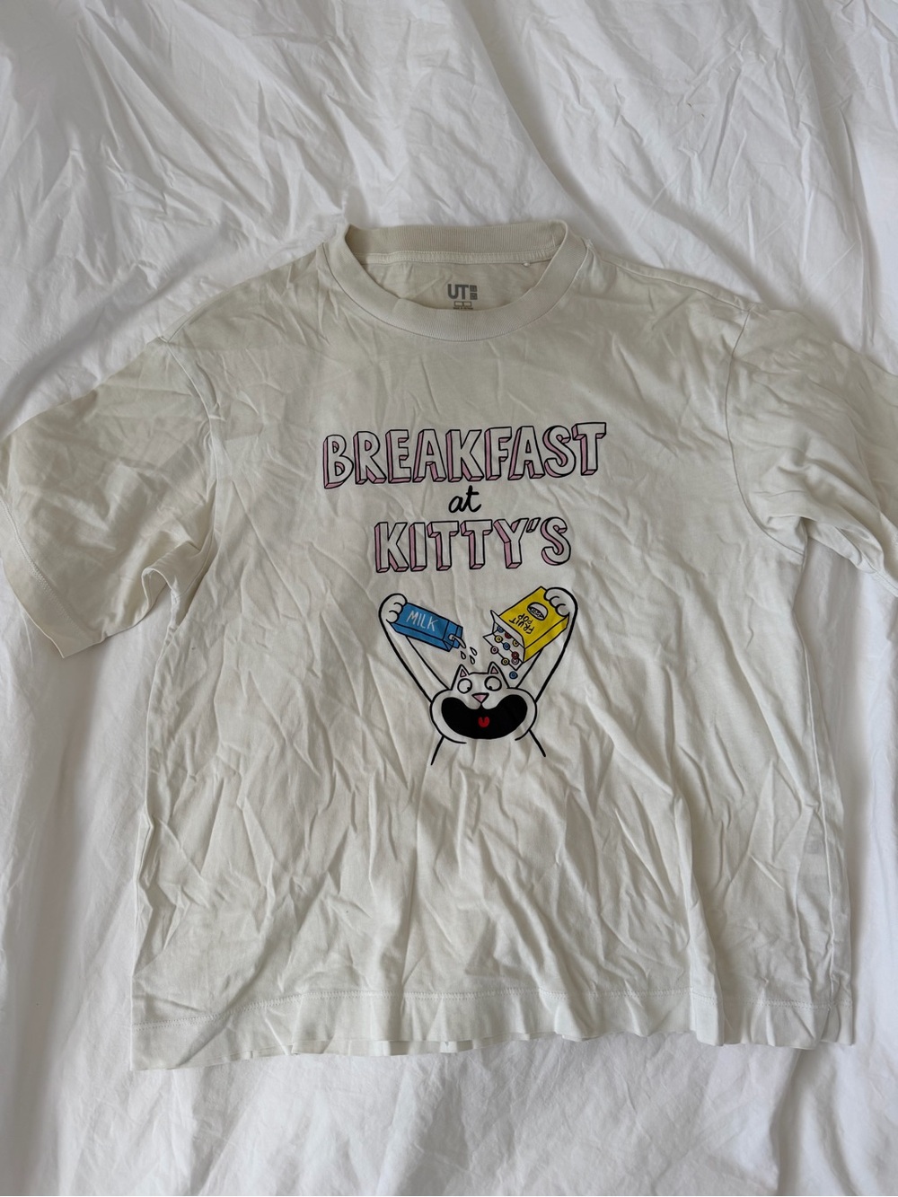 graphic tee breakfast at kitty’s